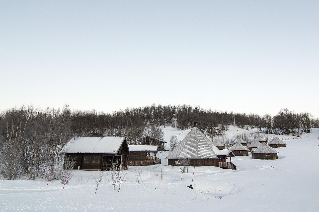 Vestvatn - Arctic Cabins Brekke  Kültér fotó